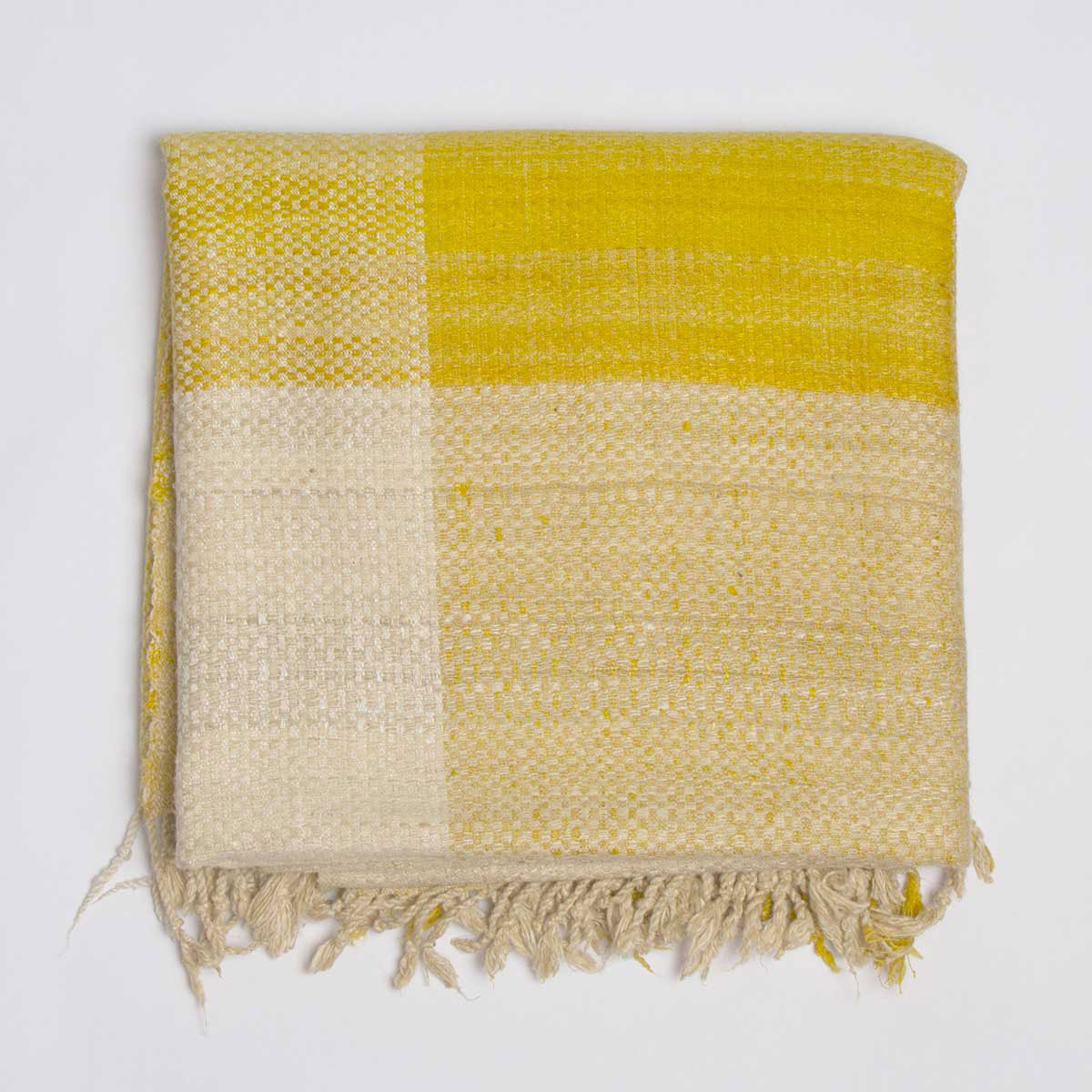 Annaloom | Eri Scarve| Image 1