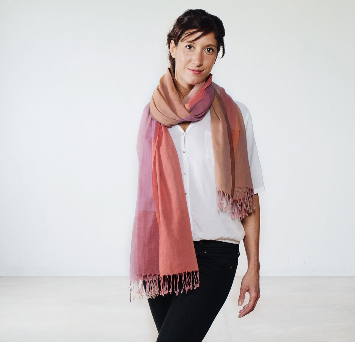 Annaloom | Eri Scarve| Image 1