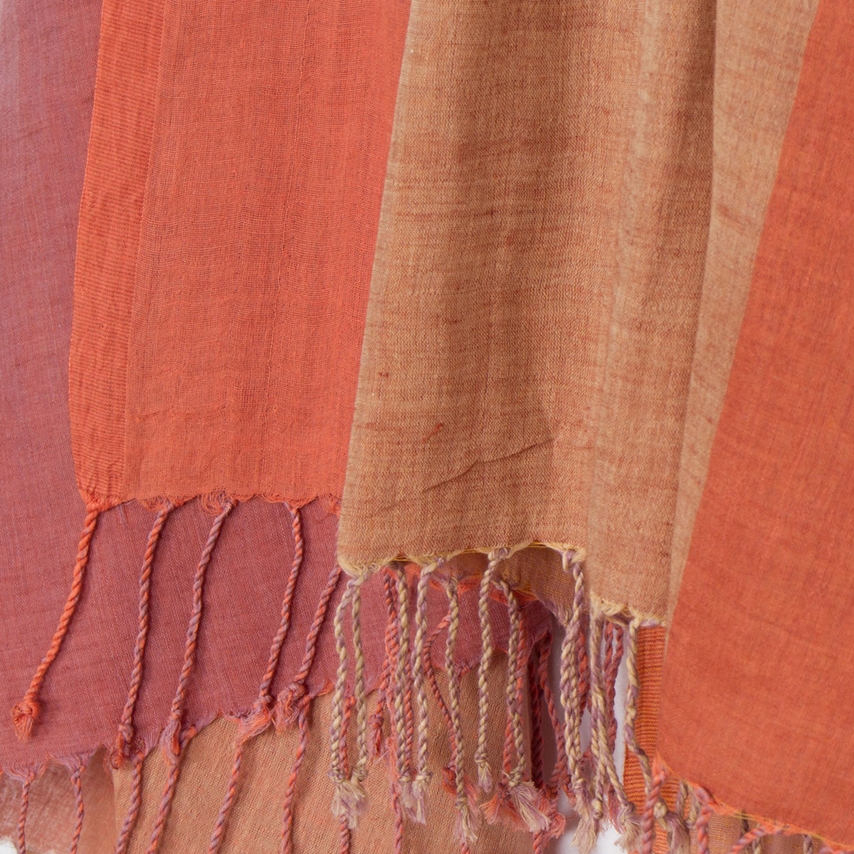 Annaloom | Eri Scarve| Image 1