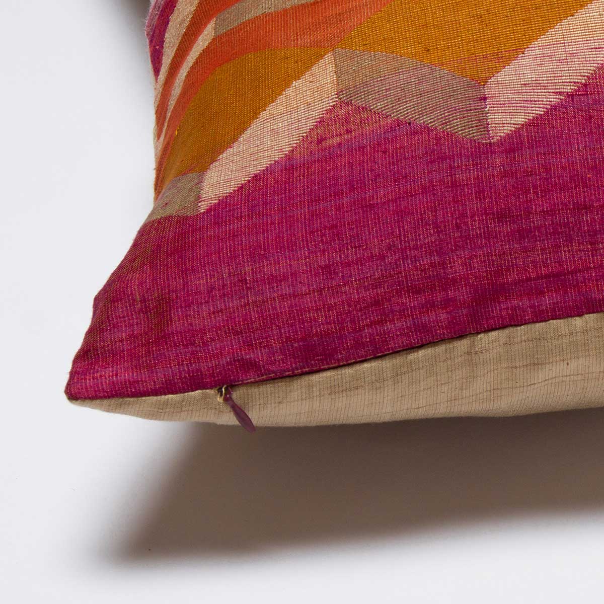 Annaloom | Eri Scarve| Image 1